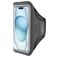 Mobiparts Comfort Fit Telefoonhouder Hardlopen iPhone 15 Sport Hoesje Neopreen Sportarmband - Zwart