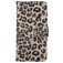 Mobigear Leopard iPhone 7 Hoesje Bookcase Portemonnee - Geel