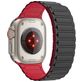 Mobigear Loop Mag Siliconen Apple Watch Bandje Magneetsluiting - 42/41/40/38 mm - Zwart / Rood