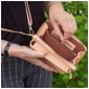 Antonio Fonzo Crossbody Telefoontasje - Small - Salmon Pink