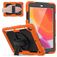 Mobigear SureGrip Xtreme iPad 9 (2021) Hoes Hard Kunststof,Siliconen Backcover + Stylus Houder + Schouderband + Standaard - Zwart / Oranje