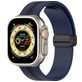 Mobigear Stripe Mag Siliconen Apple Watch Bandje Magneetsluiting - 49/46/45/44 mm - Zwart / Donkerblauw