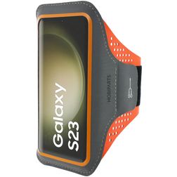 Mobiparts Comfort Fit Telefoonhouder Hardlopen Samsung Galaxy S23 Sport Hoesje Neopreen Sportarmband - Neon Orange