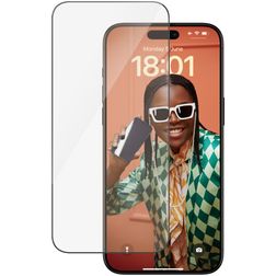 PanzerGlass Ultra-Wide Fit iPhone 15 Pro Max Glazen Screenprotector - Case Friendly + Installatieframe - Zwart