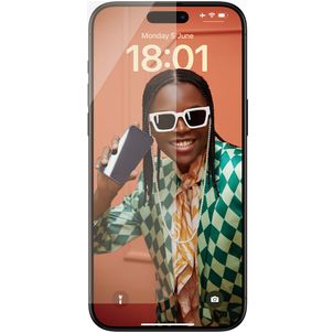 PanzerGlass Classic Fit iPhone 15 Pro Max Glazen Screenprotector - Case Friendly