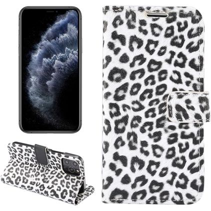 Mobigear Leopard iPhone 13 Hoesje Bookcase Portemonnee - Wit