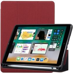Mobigear Tri-Fold Gel iPad 6 (2018) Hoes TPU,Kunstleer Bookcase + Stylus Houder - Bordeaux Rood