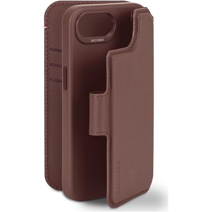 Decoded Detachable Wallet iPhone 16e MagSafe Hoesje Echt Leer Uitneembare 2in1 Bookcase Portemonnee - Chocolate Brown