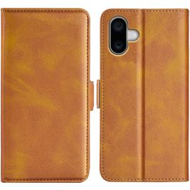 Mobigear Slim Magnet iPhone 16 Hoesje Bookcase Portemonnee - Cognac