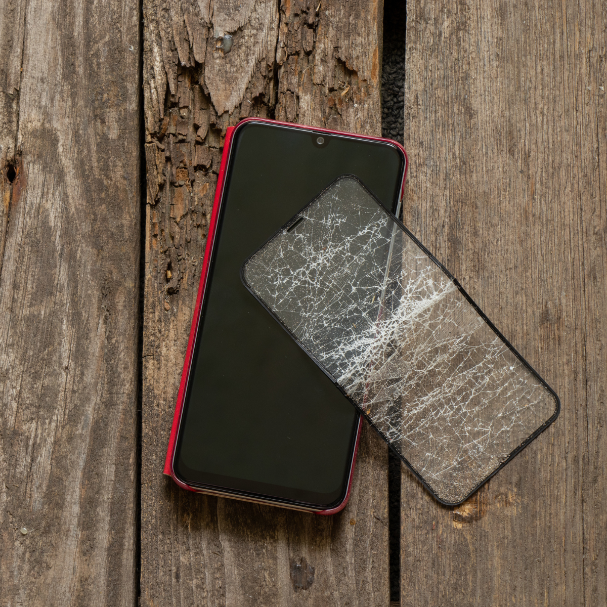 Telefoon_met_kapotte_screenprotector