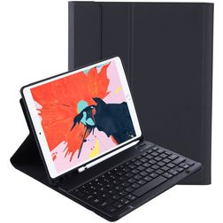 Mobigear Keys iPad Air 5 (2022) Hoes QWERTY Bluetooth Toetsenbord Bookcase + Stylus Houder - Zwart
