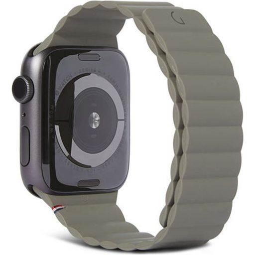 Decoded Magnetic Traction Strap Siliconen Apple Watch Bandje Magneetsluiting - 49/46/45/44 mm - Olijfgroen