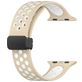 Mobigear Sport Plus Mag Siliconen Apple Watch Bandje Magneetsluiting - 42/41/40/38 mm - Wit / Beige