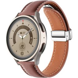 Mobigear Stitched Leren Smartwatch Bandje Magneetsluiting - Universeel 20 mm aansluiting - Bruin