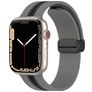 Mobigear Stripe Mag Siliconen Apple Watch Bandje Magneetsluiting - 42/41/40/38 mm - Zwart / Grijs
