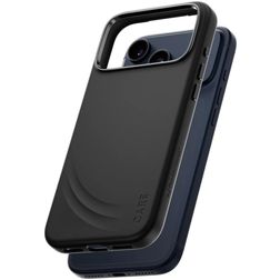 CARE by PanzerGlass Feature FLOW iPhone 17 Pro Max Siliconen MagSafe Hoesje Backcover Shockproof - Zwart