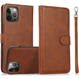 Mobigear Wallet iPhone 16 Pro Hoesje Uitneembare 2in1 Bookcase Portemonnee - Bruin