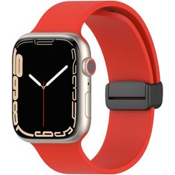 Mobigear Sport Mag Siliconen Apple Watch Bandje Magneetsluiting - 42/41/40/38 mm - Rood
