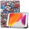 Mobigear Tri-Fold Gel iPad 7 (2019) Hoes TPU,Kunstleer Bookcase + Stylus Houder - Grafitti