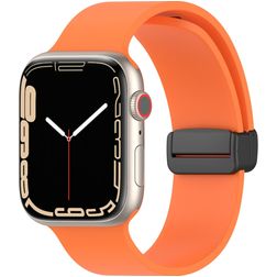 Mobigear Sport Mag Siliconen Apple Watch Bandje Magneetsluiting - 42/41/40/38 mm - Oranje