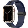 Mobigear Stripe Mag Siliconen Apple Watch Bandje Magneetsluiting - 49/46/45/44 mm - Zwart / Marineblauw
