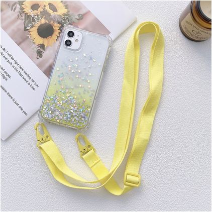 Mobigear Lanyard iPhone 13 Pro Max Flexibel TPU Hoesje met koord - Geel