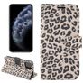 Mobigear Leopard iPhone 13 Hoesje Bookcase Portemonnee - Bruin